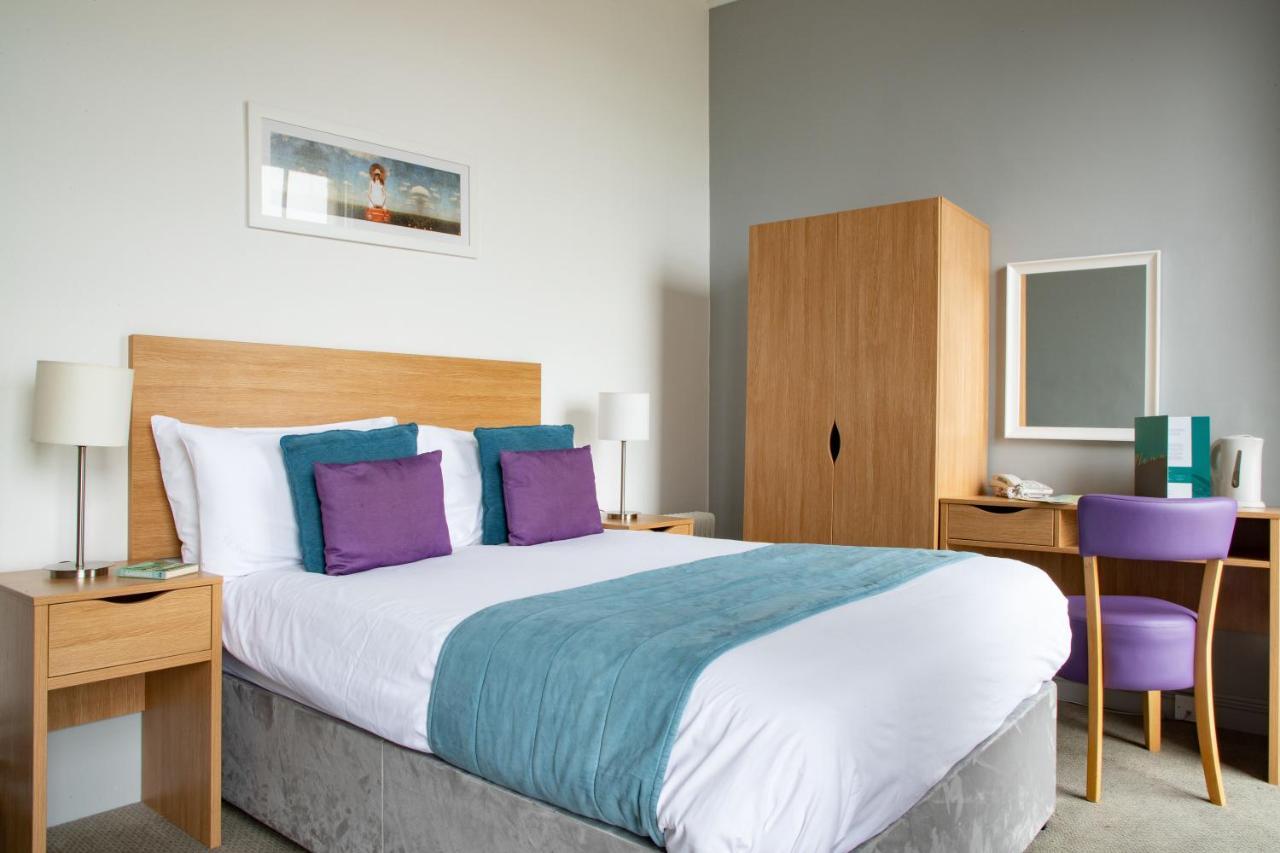 Royal Whitby Hotel Room photo