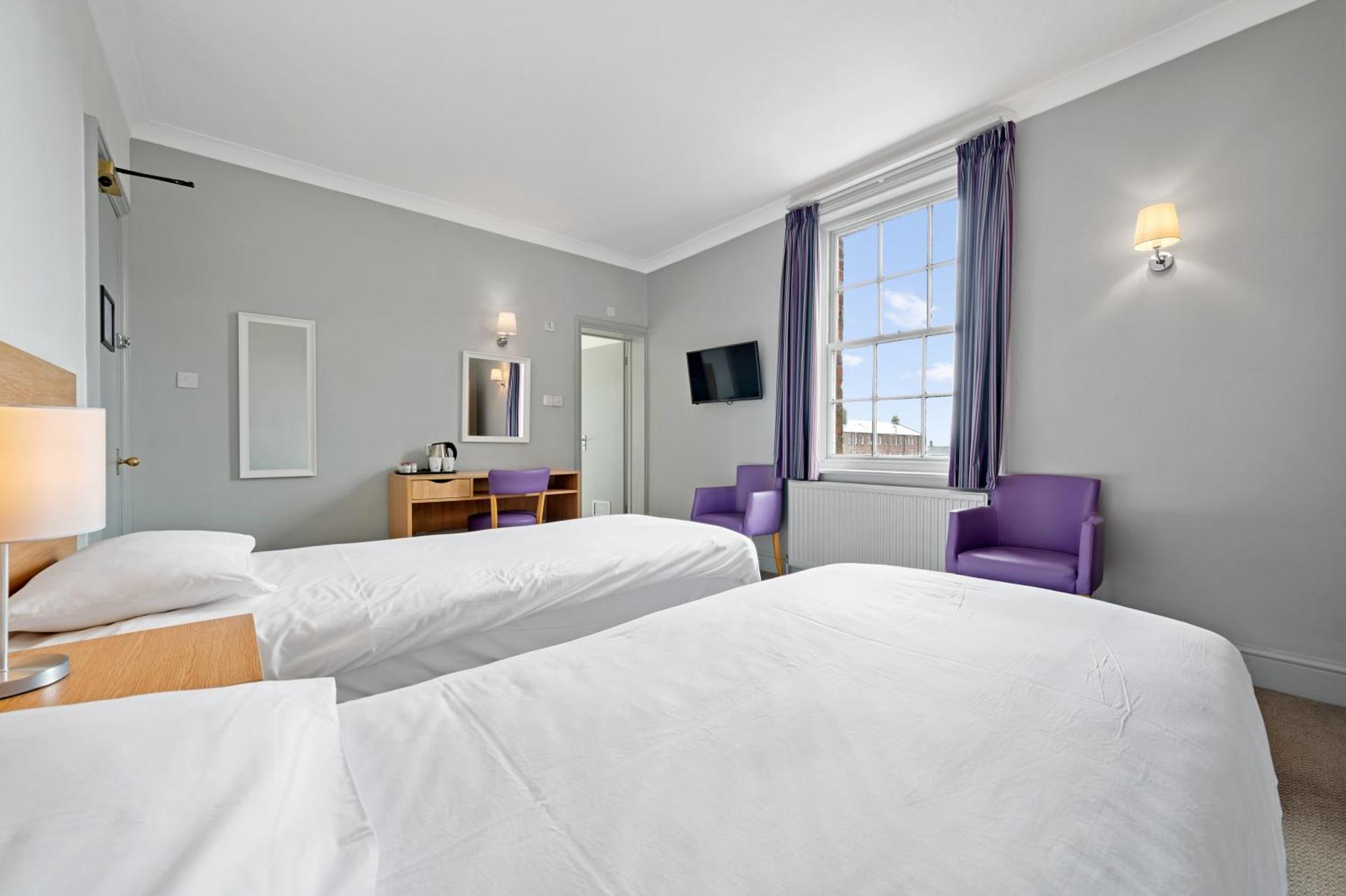 Royal Whitby Hotel Exterior photo
