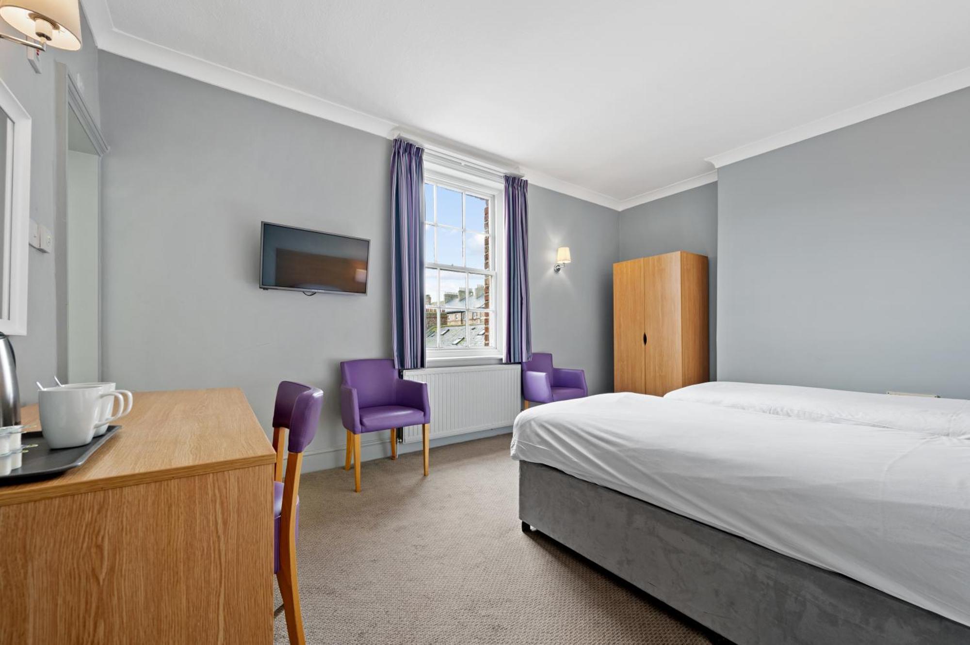 Royal Whitby Hotel Exterior photo