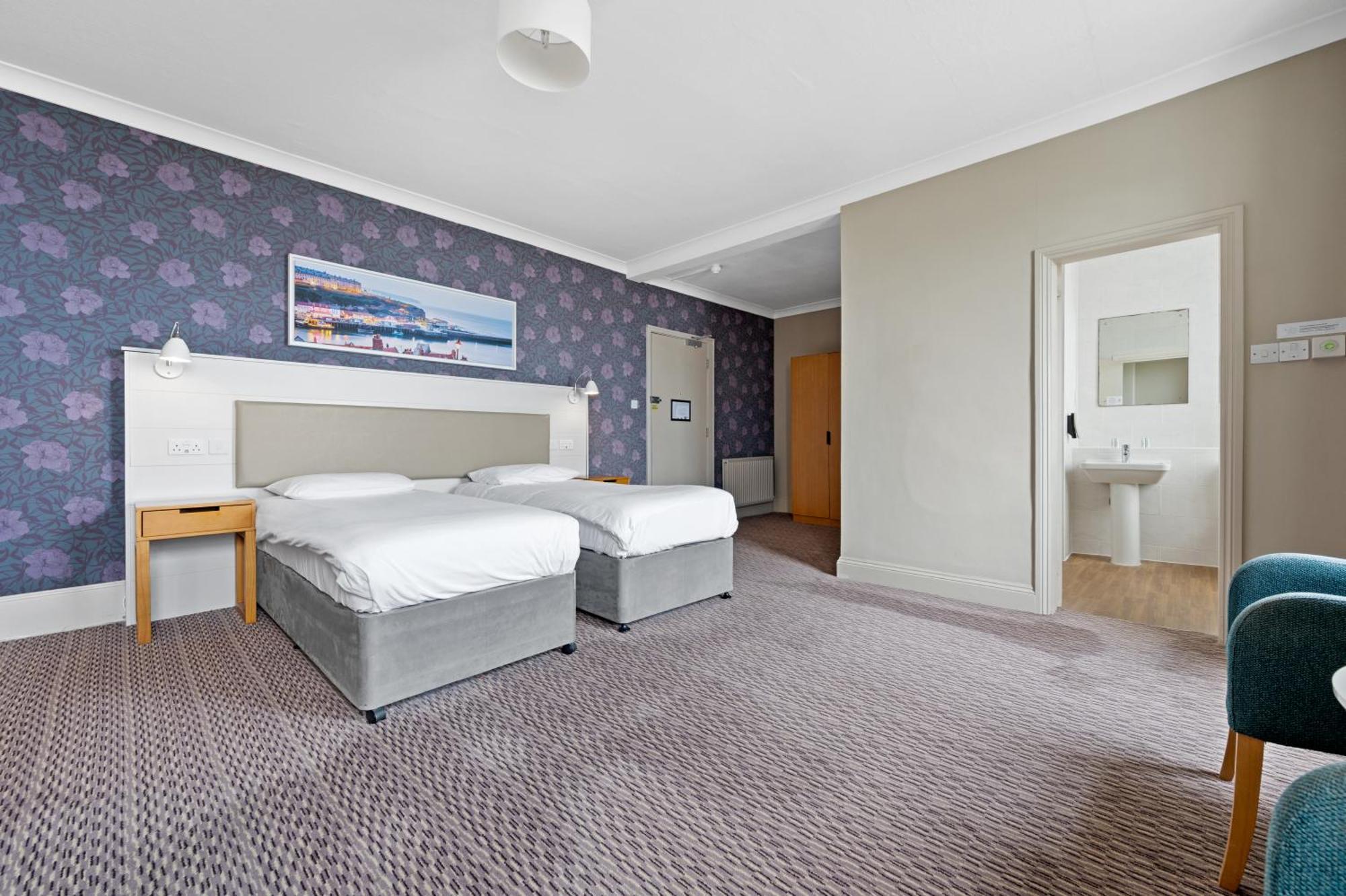 Royal Whitby Hotel Exterior photo