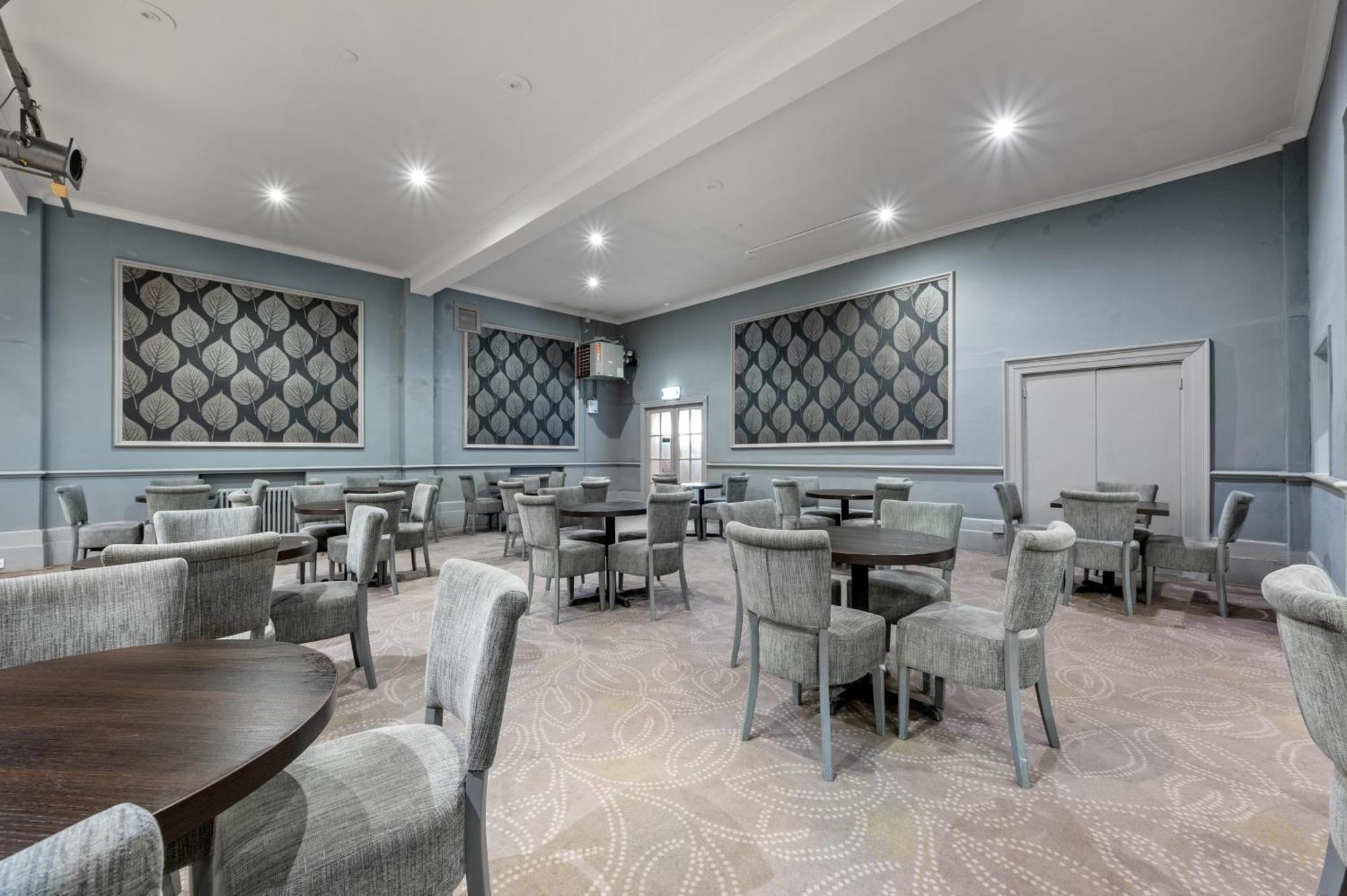 Royal Whitby Hotel Exterior photo