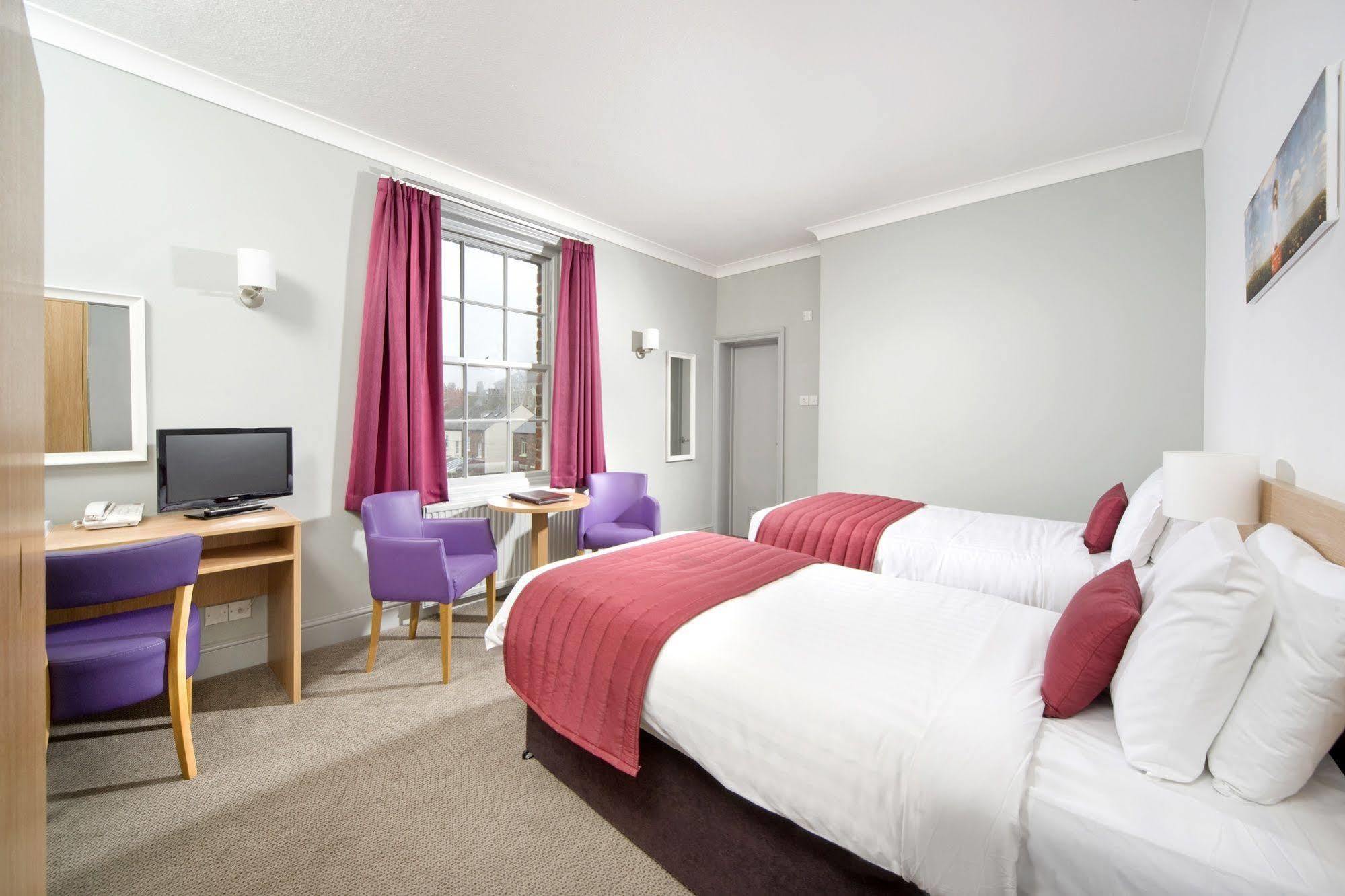 Royal Whitby Hotel Exterior photo