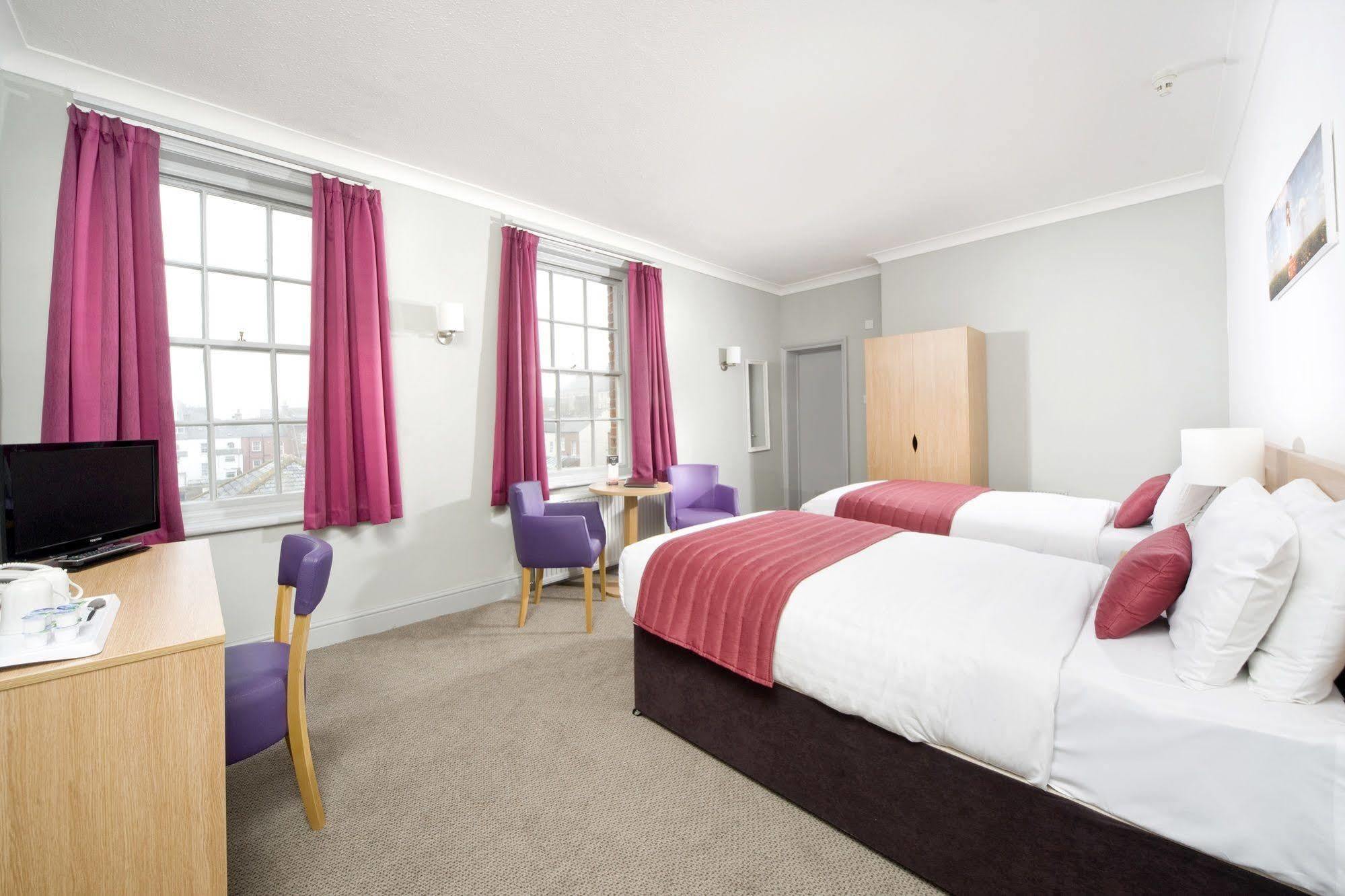 Royal Whitby Hotel Exterior photo